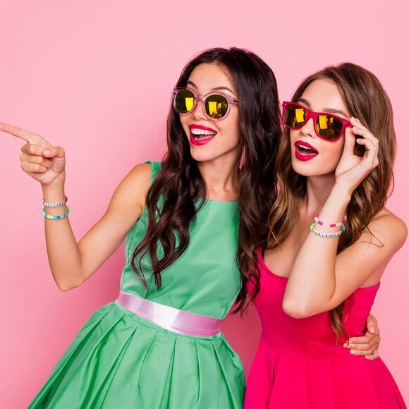 Friendship Bracelets Set Pink & Green Witch Theme with Cards for Best Friends - Picture 5 of 6